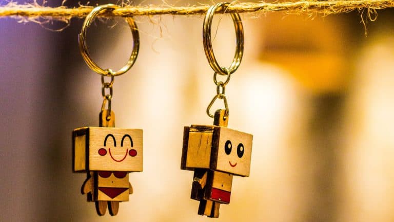 10 Obvious Things Most People Overlook Before Getting into a One
