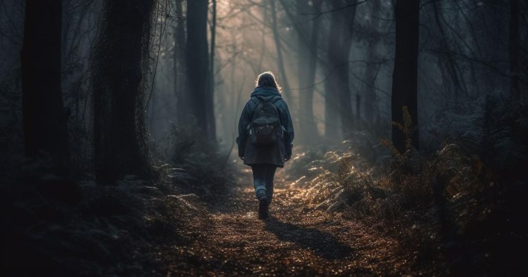 How to Escape a Narcissistic Family? My Guide to Your Safety